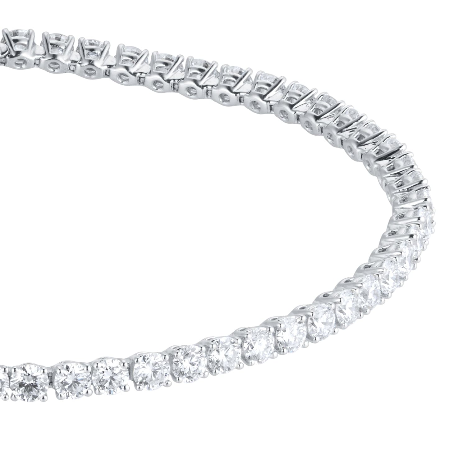 Close up of round shape lab diamond tennis bracelet in 14kt white gold. The image showcases the setting in close detail
