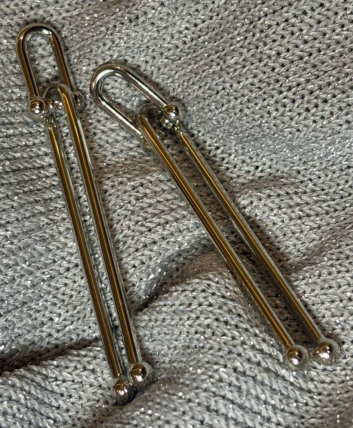 Double bar earrings made in 92.5 Sterling silver and rhodium plating