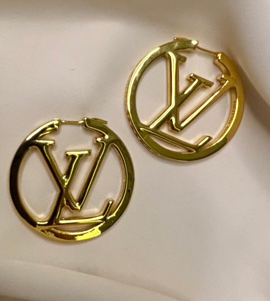 L&V hoop earrings made in 92.5 sterling silver with 18 carat gold plating, hoop earrings.