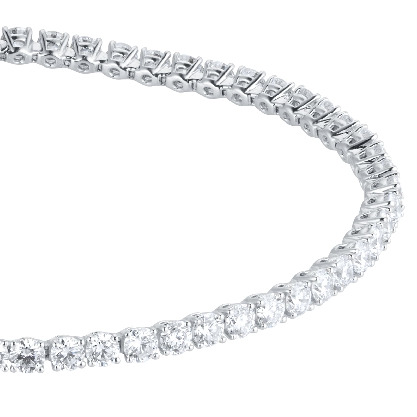 Close up of round shape lab diamond tennis bracelet in 14kt white gold. The image showcases the setting in close detail